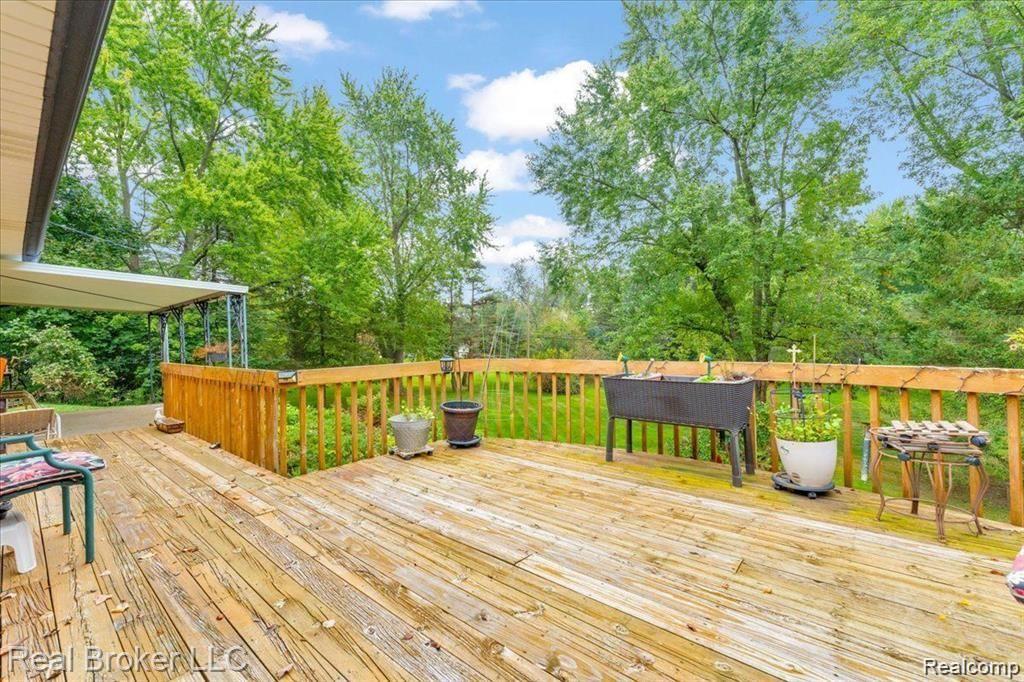 6083 WALDON Road, Clarkston, MI — Photo 5