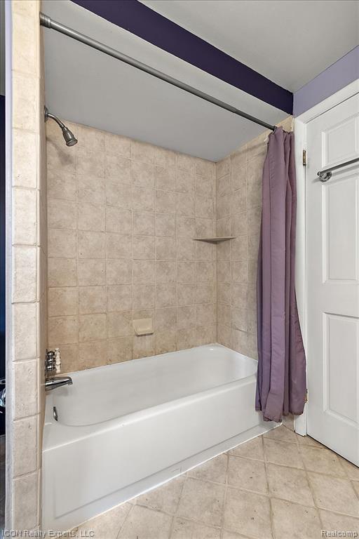 746 Birch Tree Lane, Rochester Hills, MI 48306 — Photo 53