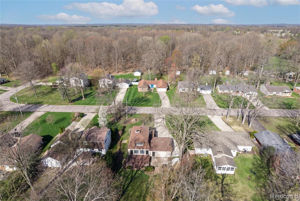 6273 Cold Spring Trail, Grand Blanc, MI 48439 — Photo 12