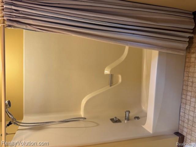 1955 Misty Meadow Lane, Lapeer, MI 48446 — Photo 27