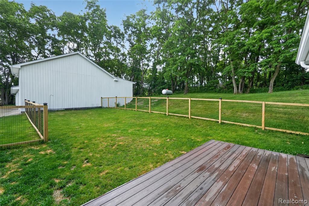 8655 Joey Drive, Pinckney, MI 48169 — Photo 37