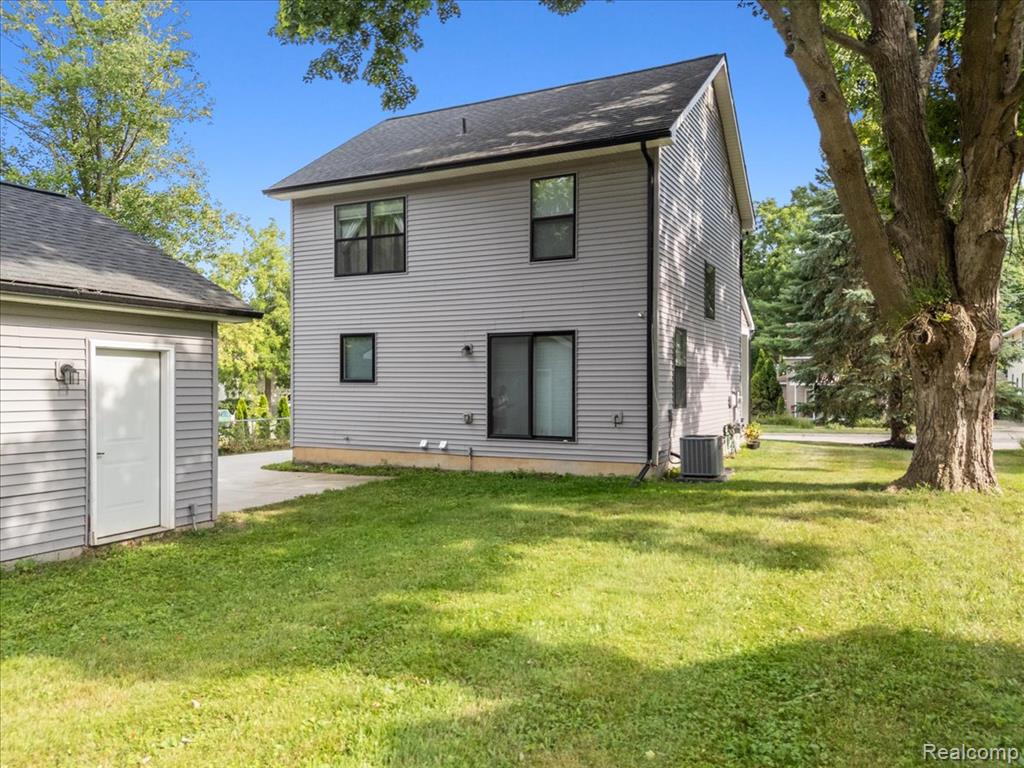 440 Livingston Street, Howell, MI 48843 — Photo 36