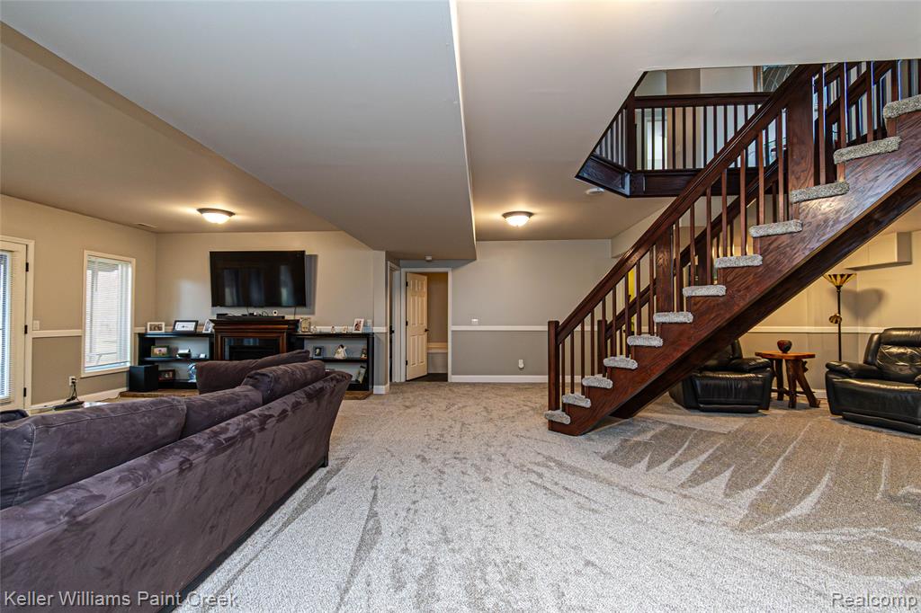 4998 Menominee Lane, Clarkston, MI 48348 — Photo 58