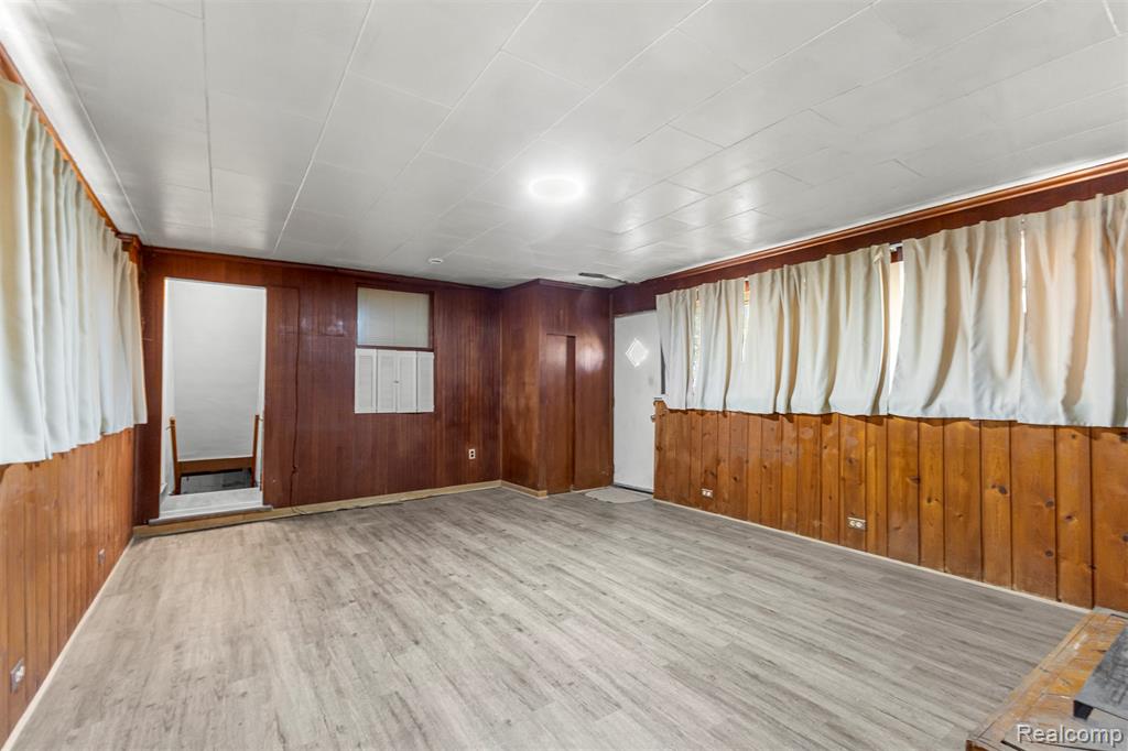 6810 Robinson Avenue, Allen Park, MI 48101 — Photo 20