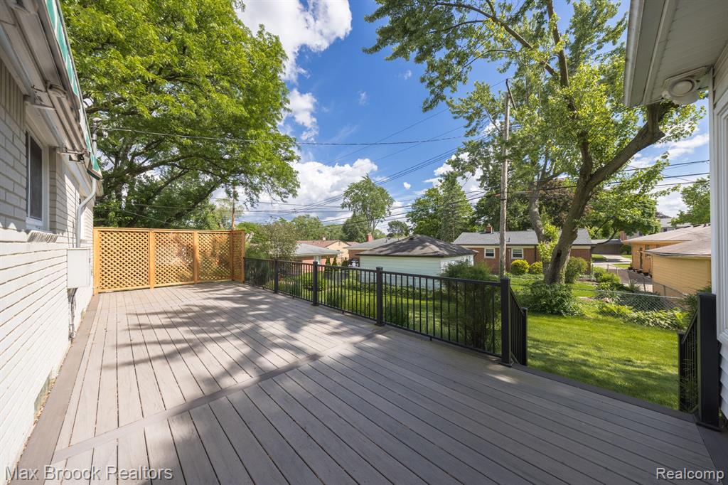 4025 Auburn Drive, Royal Oak, MI 48073 — Photo 26