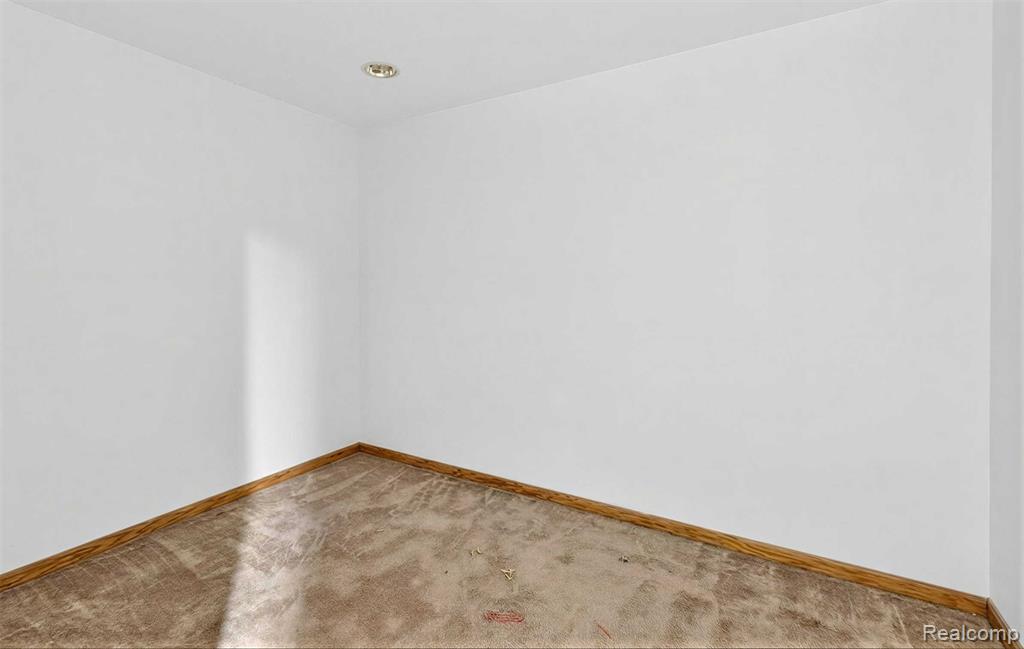 2551 Patterson Lake Road, Pinckney, MI 48169 — Photo 70