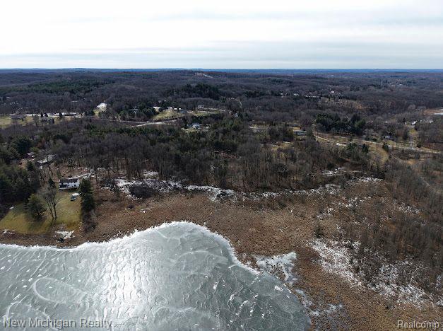 11461 WHITE LAKE Road, Fenton, MI, 48430