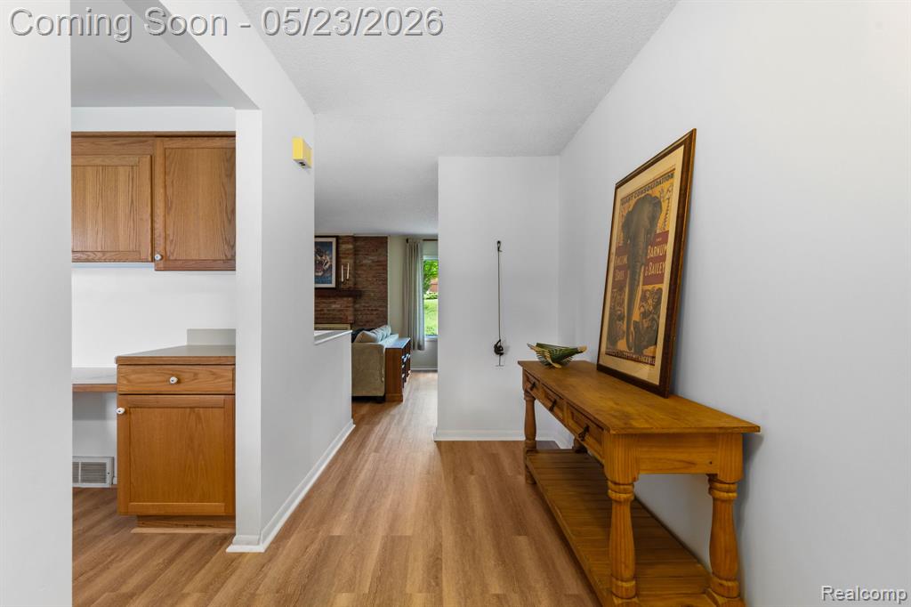 14148 Hayrake Hollow, Chelsea, MI 48118 — Photo 11
