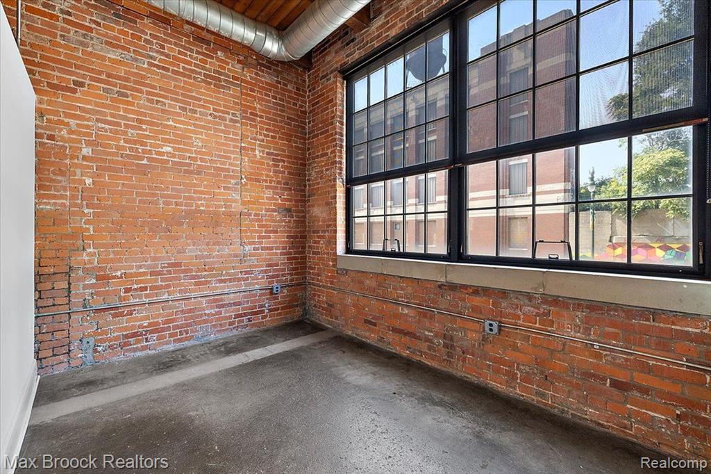 5766 TRUMBULL Street, 108, Detroit, MI 48208 — Photo 16