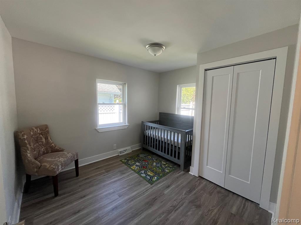 9128 Hickorywood Drive, White Lake, MI — Photo 11