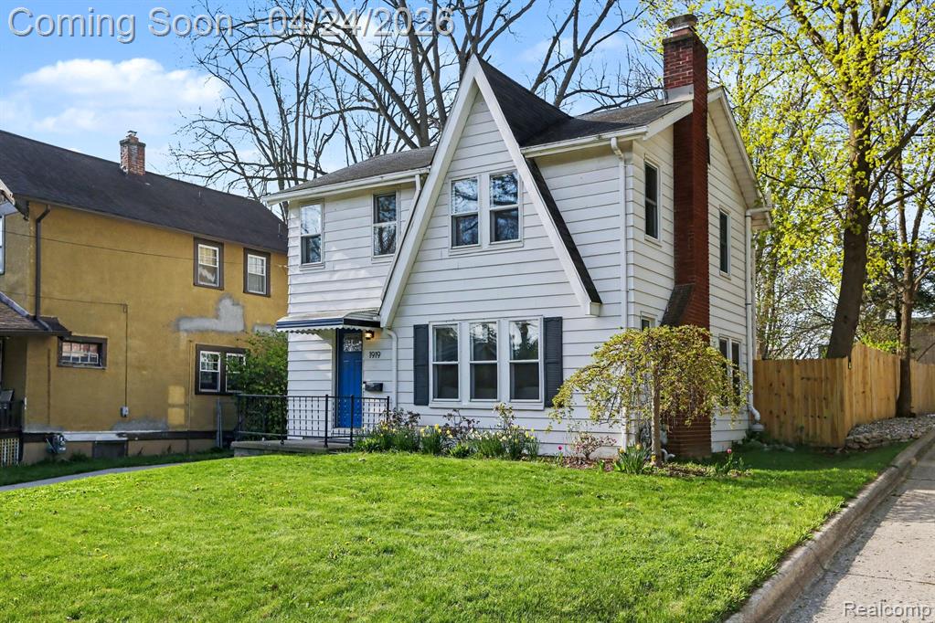 1919 Dexter Avenue, Ann Arbor, MI 48103 — Photo 2