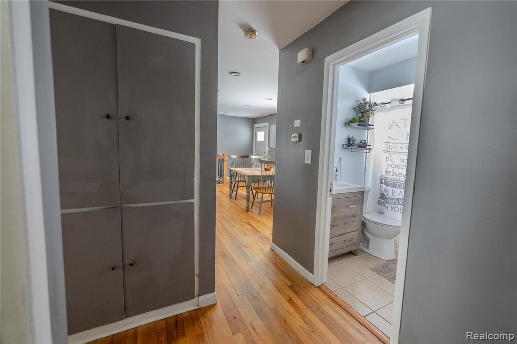 8935 Lincoln Street, Taylor, MI 48180 — Photo 11
