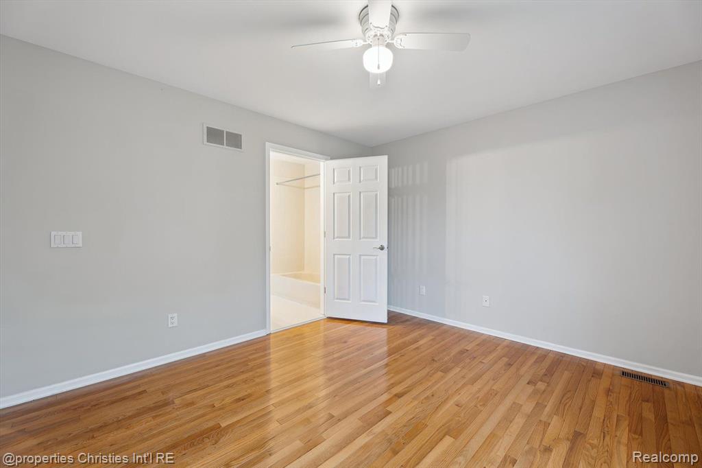 45055 WALNUT RIDGE, Northville, MI 48168 — Photo 45