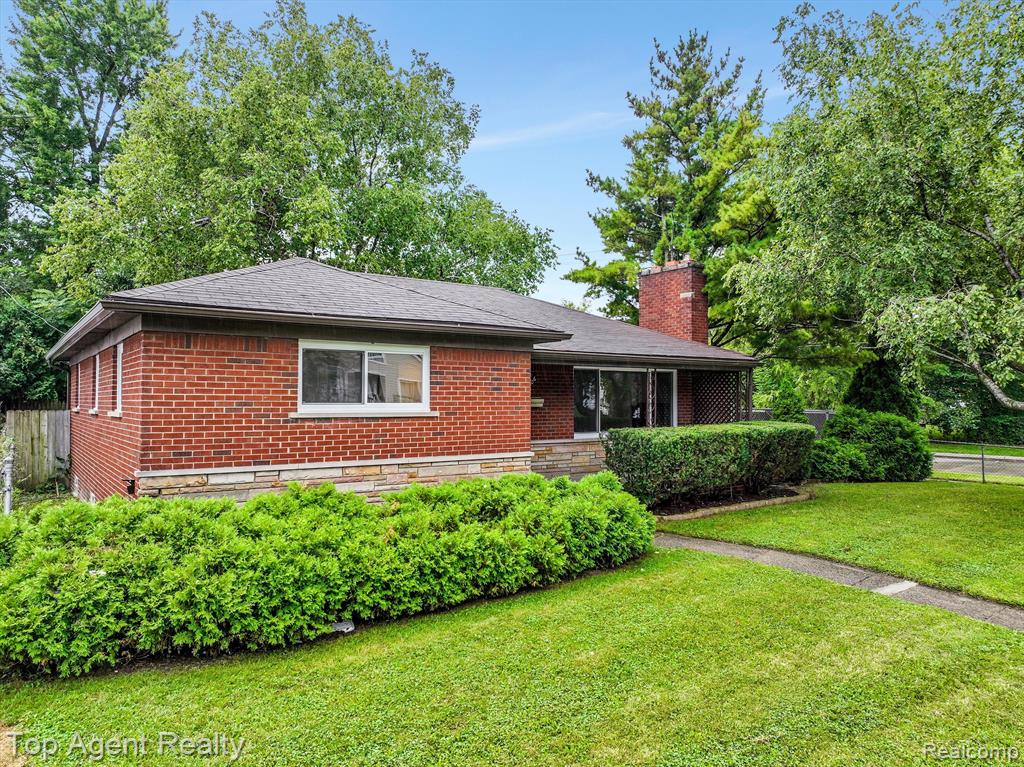 7206 YACHT Avenue, Warren, MI 48091 — Photo 3