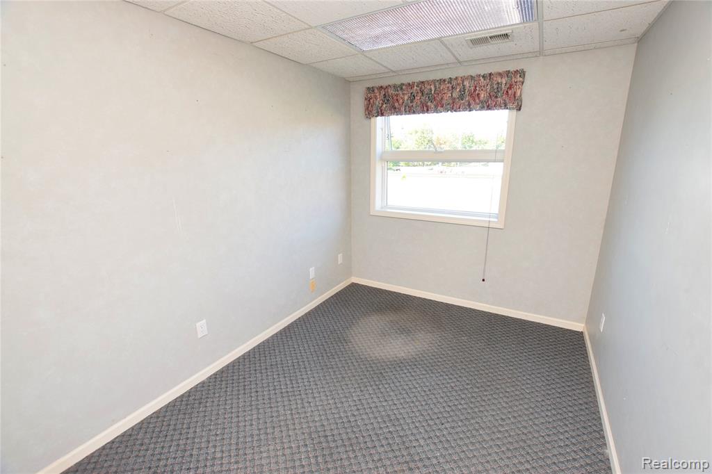 320 E Grand Blanc Road, Grand Blanc, MI 48439 — Photo 25