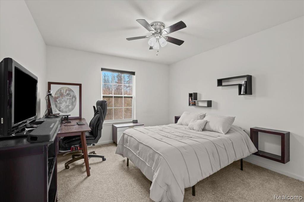 10522 STONEY POINT Drive, South Lyon, MI 48178 — Photo 18