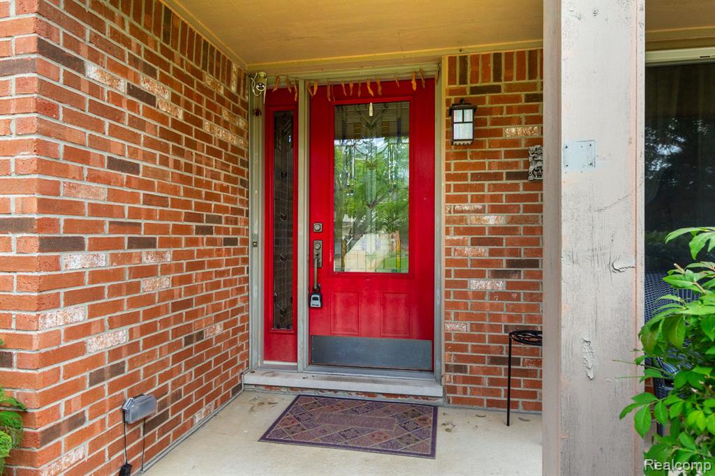 5470 MILL RACE Way, Commerce Twp, MI 48382 — Photo 6