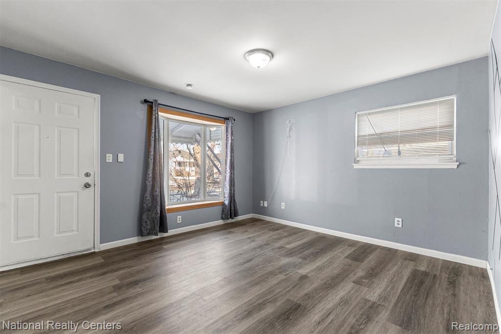 457 Stewart Avenue, Lincoln Park, MI 48146 — Photo 5