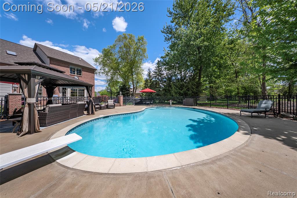 8425 Grays Drive, Grosse Ile, MI 48138 — Photo 48