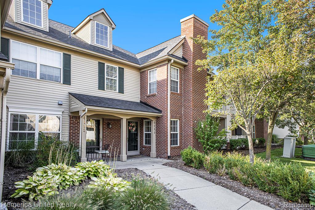 4184 Hampton Ridge Boulevard, Howell, MI 48843 — front exterior