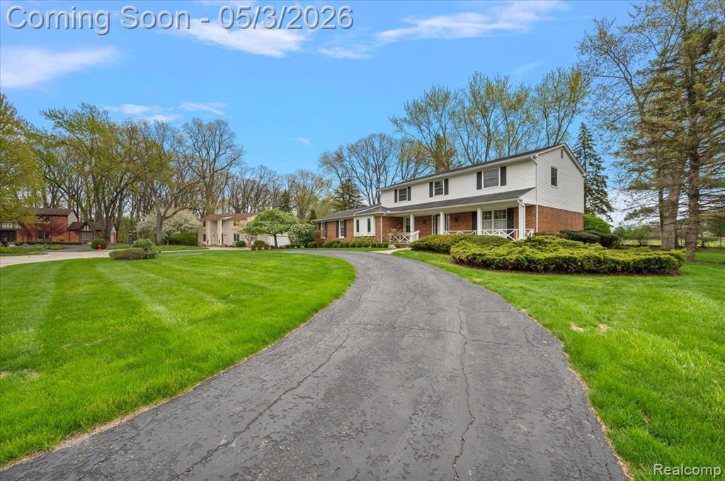 4821 School Bell Lane, Bloomfield Hills, MI 48301 — Photo 42