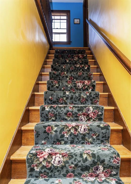 425 Everett Drive, Lansing, MI 48915 — Photo 19