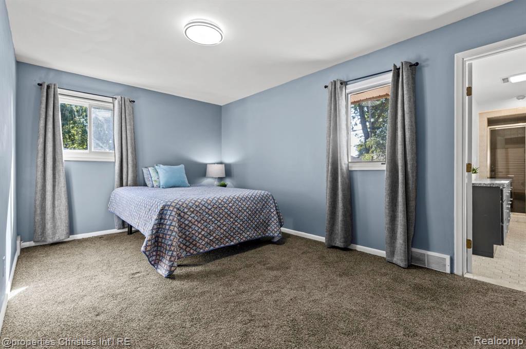 8009 Coventry Avenue, Grosse Ile, MI 48138 — Photo 17