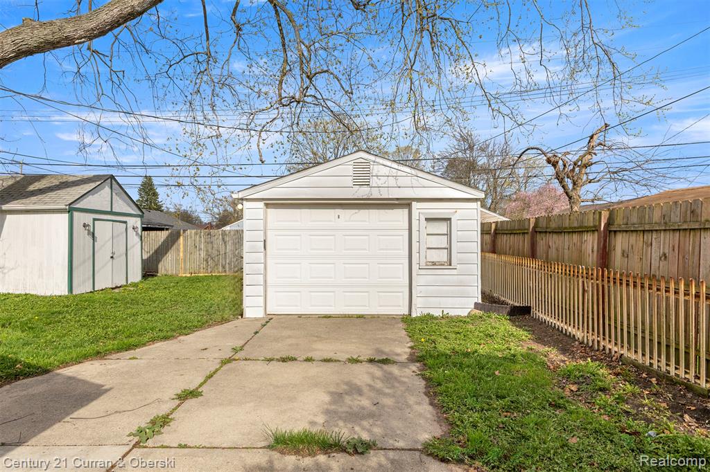 8075 William Street, Taylor, MI 48180 — Photo 26