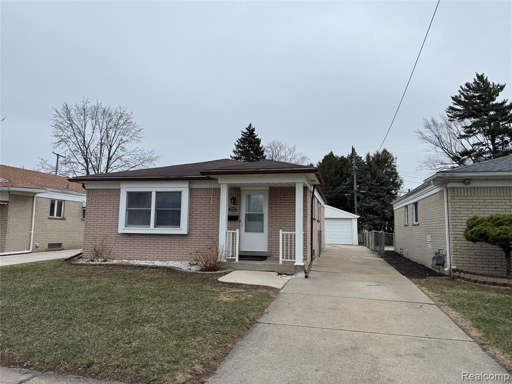 5722 CENTRALIA Street, Dearborn Heights, MI 48127 — front exterior
