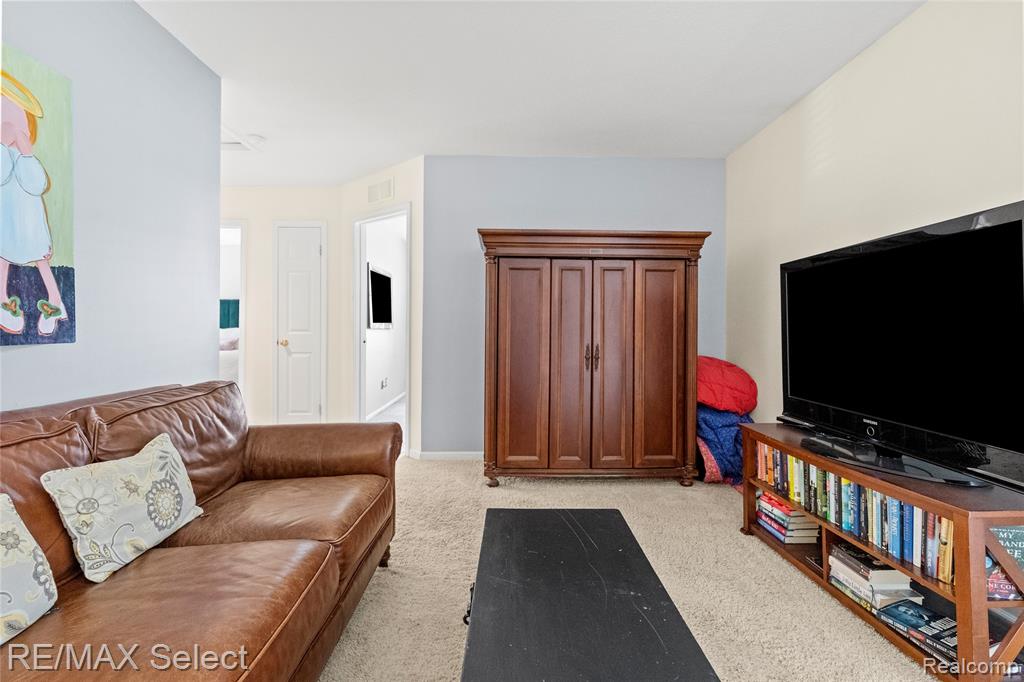 11476 Moffett Court, Fenton, MI 48430 — Photo 39