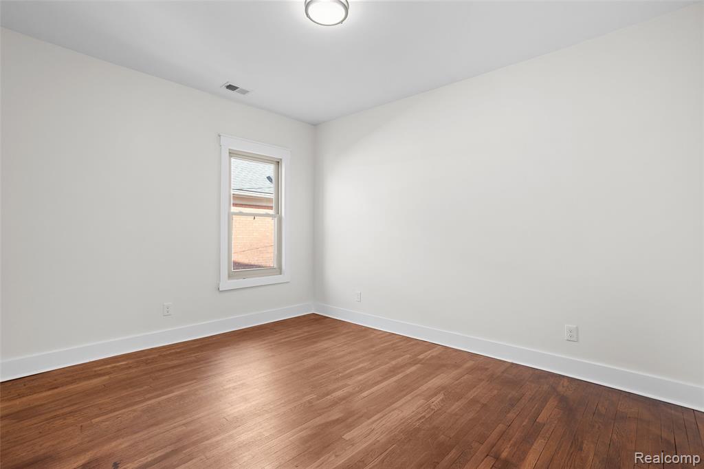 900 Hazelwood Street, Detroit, MI 48202 — Photo 24