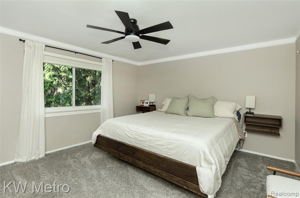 839 Dressler Lane, Rochester Hills, MI 48307 — Photo 20