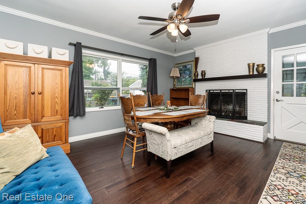 4196 Grayton Drive, Waterford, MI 48328 — Photo 9