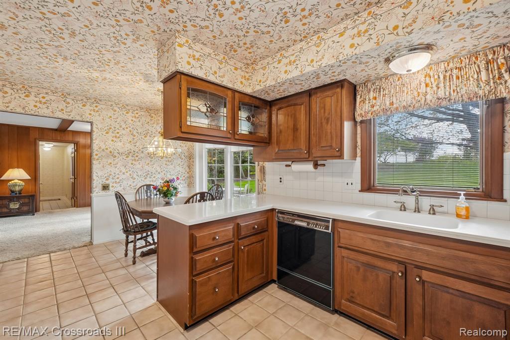 4142 Waterwheel Lane, Bloomfield Hills, MI 48302 — Photo 12