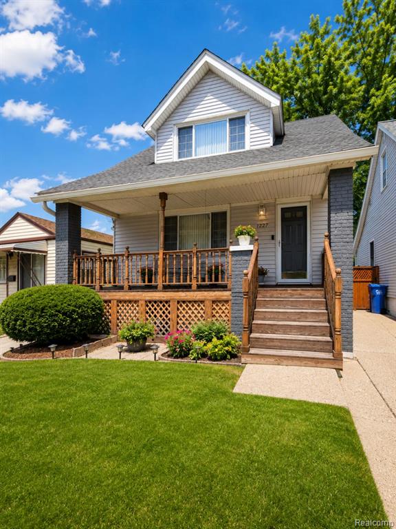 11227 Rivard Avenue, Warren, MI 48089