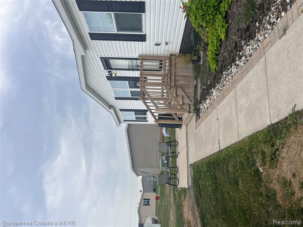 33020 Spruce Court, Lenox, MI 48048 — Photo 22