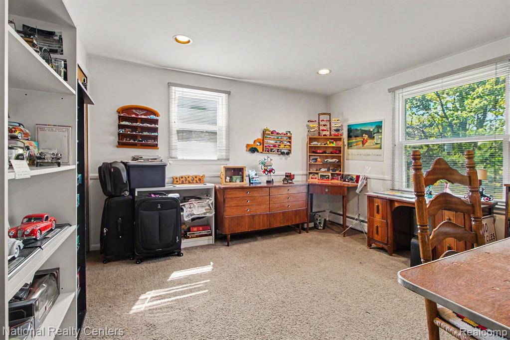 5535 Pembury Lane, West Bloomfield, MI — Photo 20