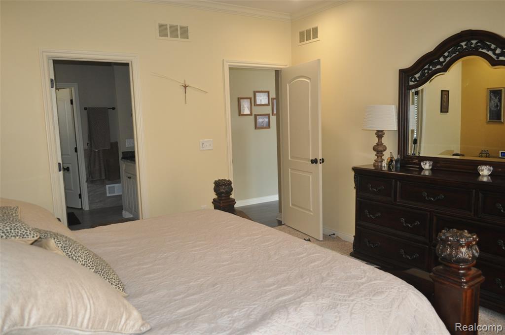62735 Franklin Park Drive, Washington, MI — Photo 23