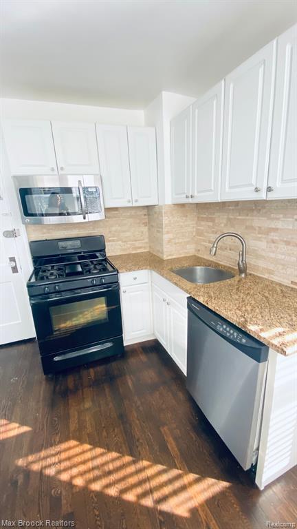 465 E OAKRIDGE #1 Street, Ferndale, MI 48220 — Photo 5
