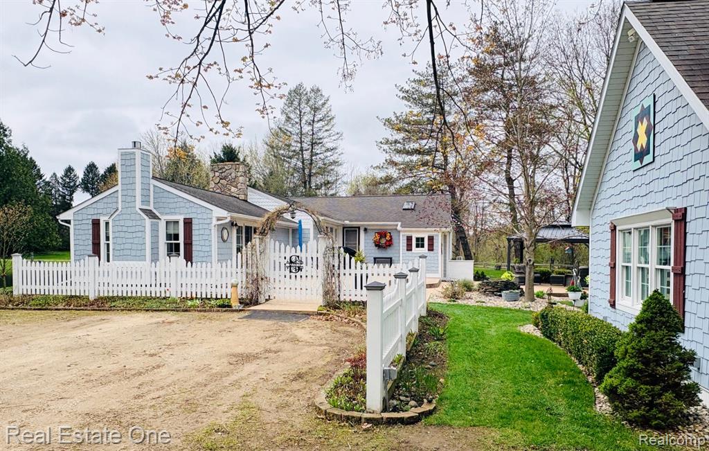4203 Hough Road N, Dryden, MI 48428 — Photo 40