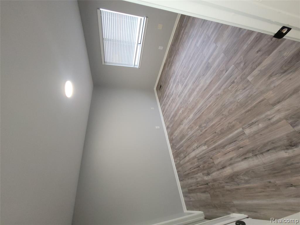 5858 Niles Drive, Troy, MI 48098 — Photo 17