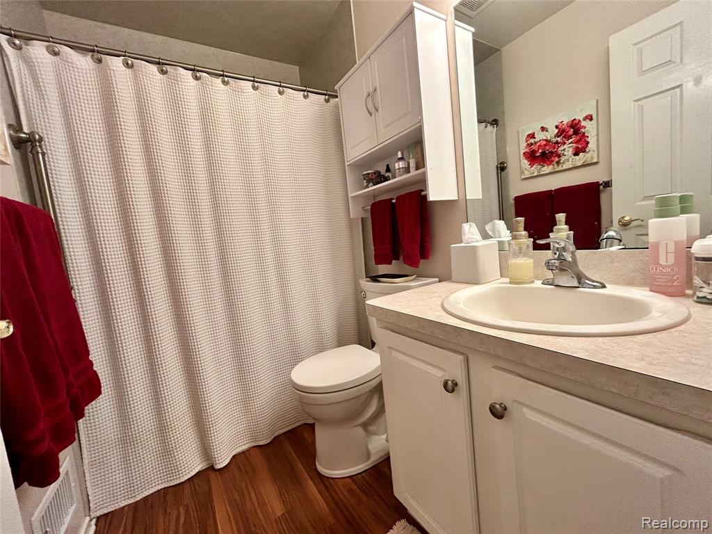 9545 Woodside Circle, Grand Blanc, MI 48439 — Photo 21