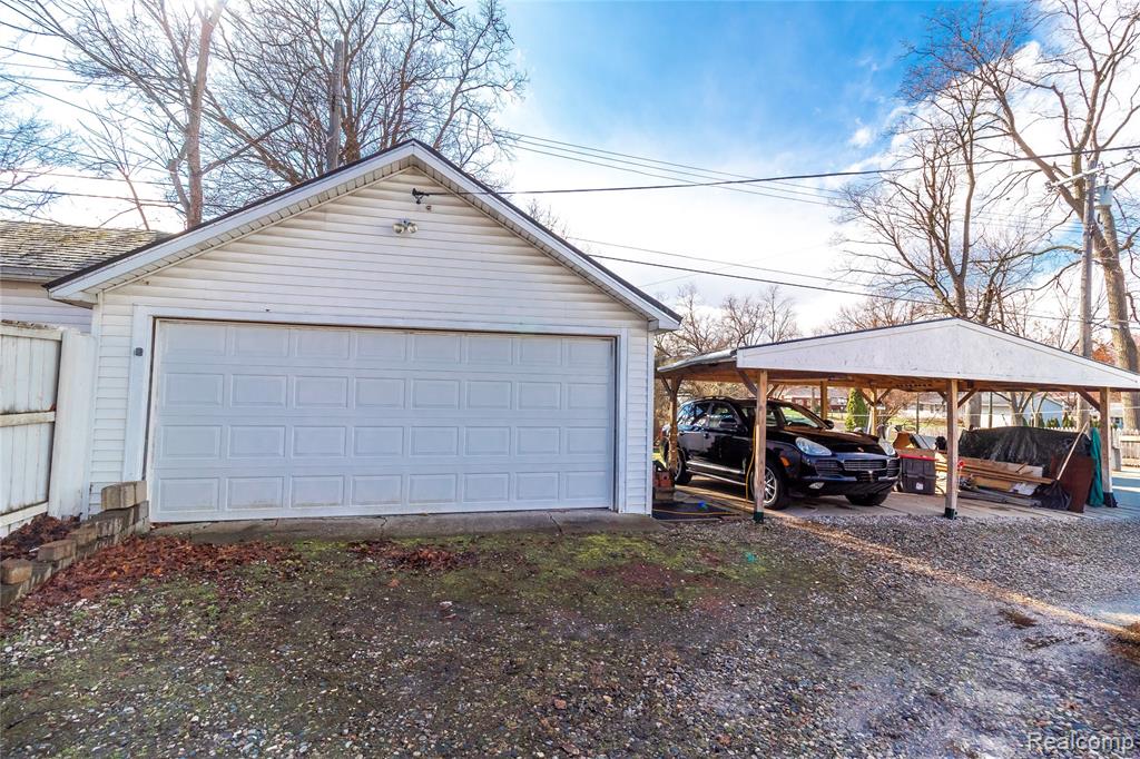 825 N Main Street, Lapeer, MI 48446 — Photo 3