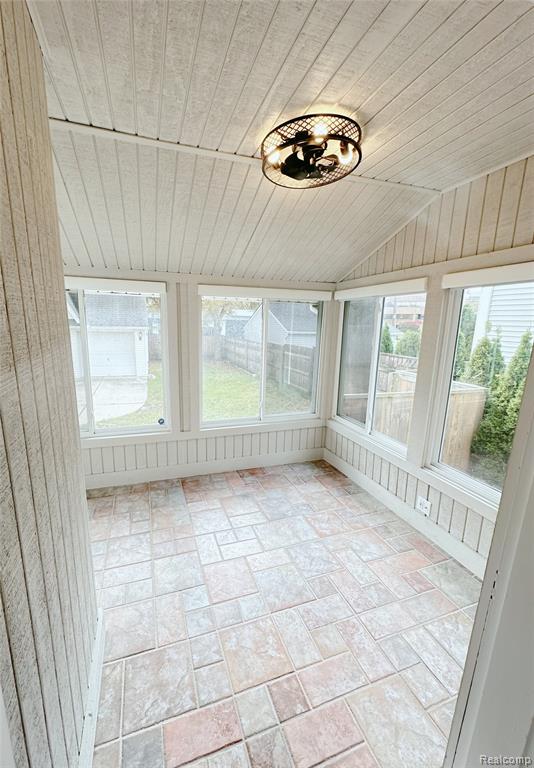 524 Oakland Avenue, Birmingham, MI 48009 — Photo 29
