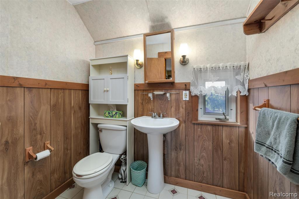 6480 Dryden Road, Almont, MI 48003 — Photo 13