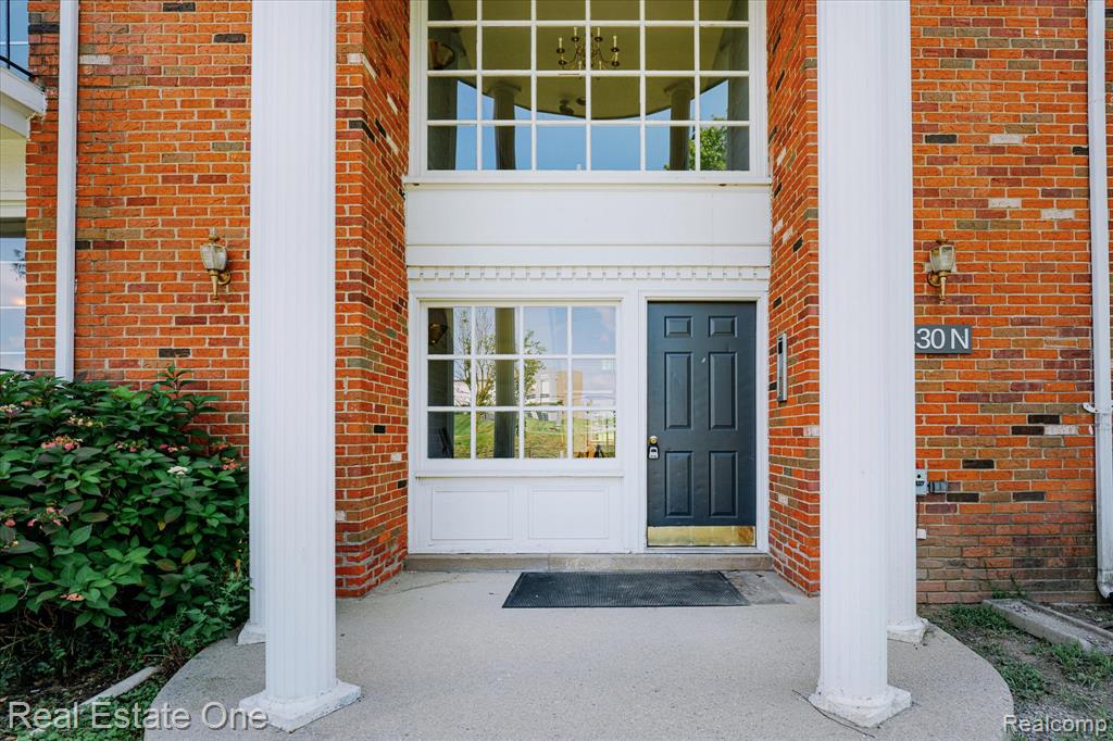 430 Fox Hills Drive N, A-1, Bloomfield Hills, MI 48304 — Photo 3