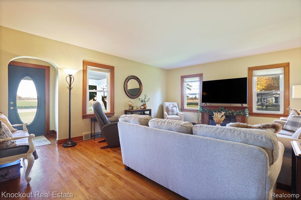 8980 E Curtis Road, Frankenmuth, MI 48734 — Photo 6
