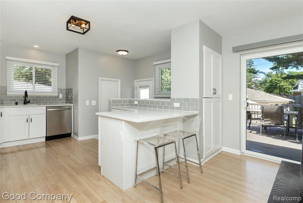606 Magnolia Avenue, Royal Oak, MI 48073 — Photo 9