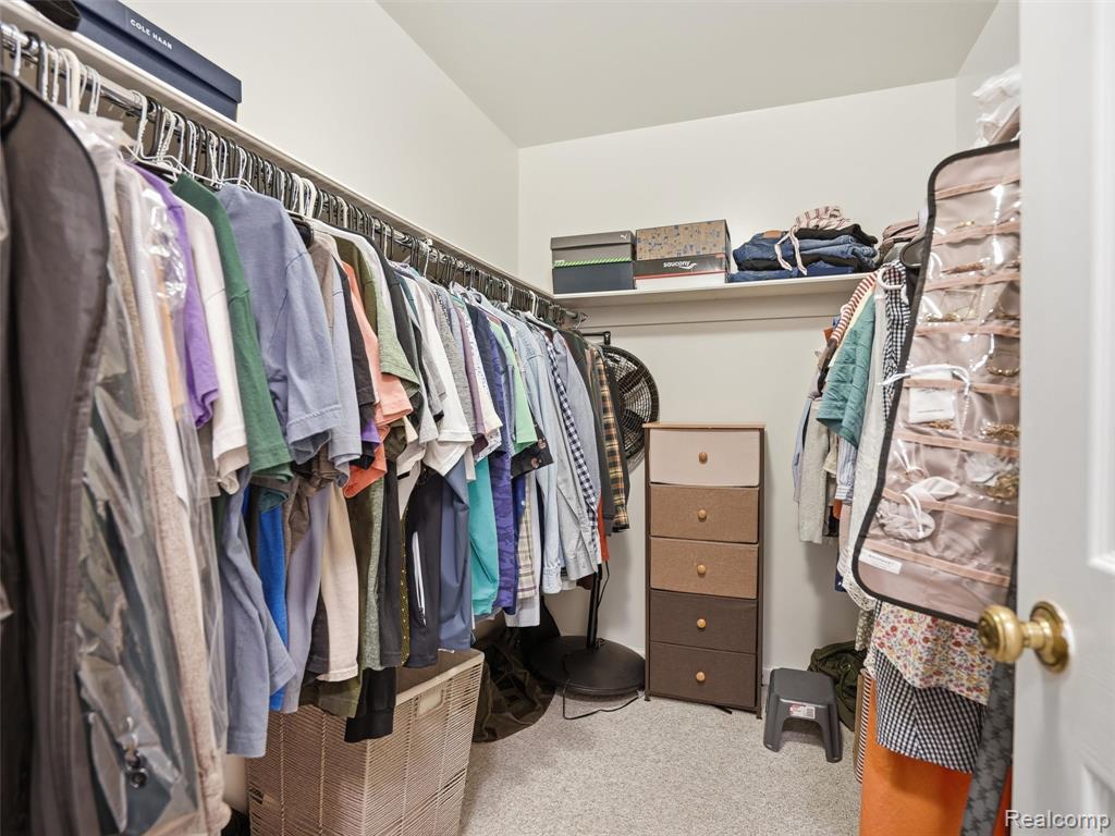 426 Oak Run Court, Royal Oak, MI 48073 — Photo 13