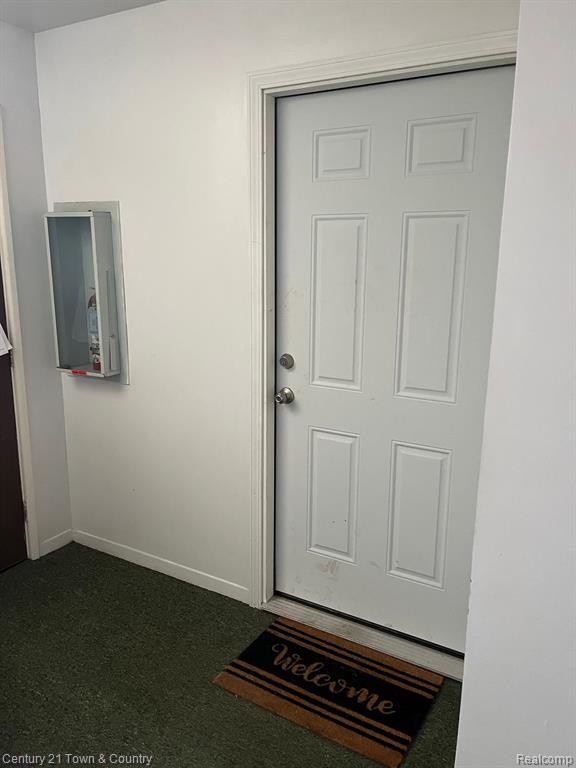 1852 COLONIAL VILLAGE Way, 2, Waterford, MI 48328 — Photo 24
